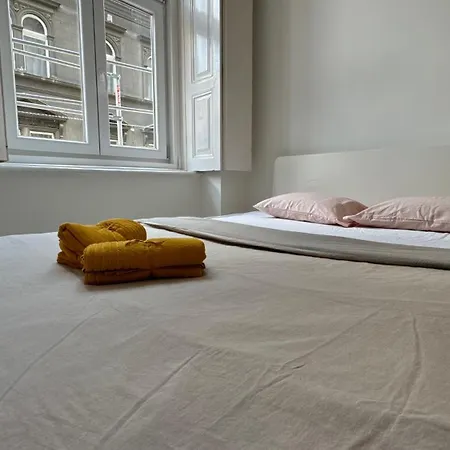 The 5-bedroom Downtown *