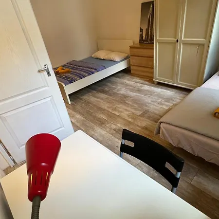 Apartment The 5-bedroom Downtown *